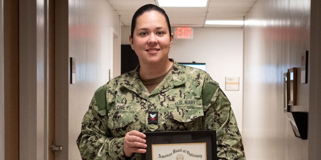 #ICYMI: Congratulations to <a href="/USNavy/">U.S. Navy</a> HM2 Rylie Maloney, the first military applicant to receive an optician’s license from the state of North Carolina! Learn more how she and her team help service members and their families: bit.ly/3MjGdt9