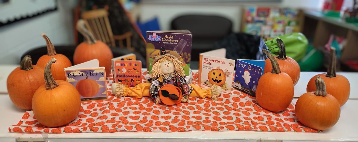 MrsAprile's tweet image. Thank you for the 6 little pumpkins 🎃 we can’t wait to decorate! #happyfall 🍁 @StLukeNepean @LukeAssessment