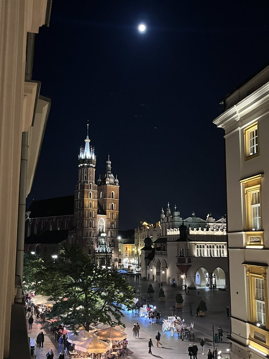 It’s been 10 years since you guys were in Kraków and recorded the sound of bells. Now I’m in almost the same place, feeling nostalgic. It’s time for you to come back in 2025 to this beautiful city, but this time for a show 🙏
<a href="/OneRepublic/">ONEREPUBLIC</a> <a href="/RyanTedder/">Ryan Tedder</a>