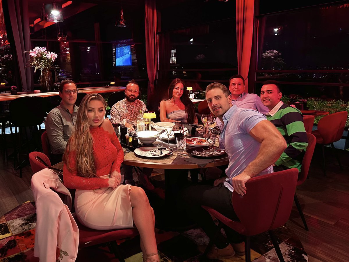 aeximius's tweet photo. There’s something special about #team dinners. They bring us together and make us closer like nothing else ☺️ Had a wonderful time with the AEXIMIUS SA team over the #weekend 🥰

Here’s to the next team meetup 🥂

#teambuilding #it #software #dinner https://t.co/ig6SwMXrIF