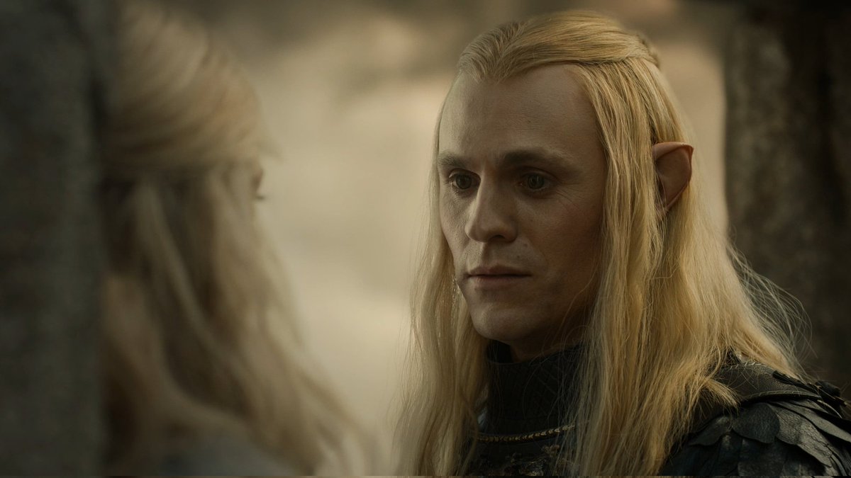 He was her sin.
She was his salvation.

#haladriel #saurondriel