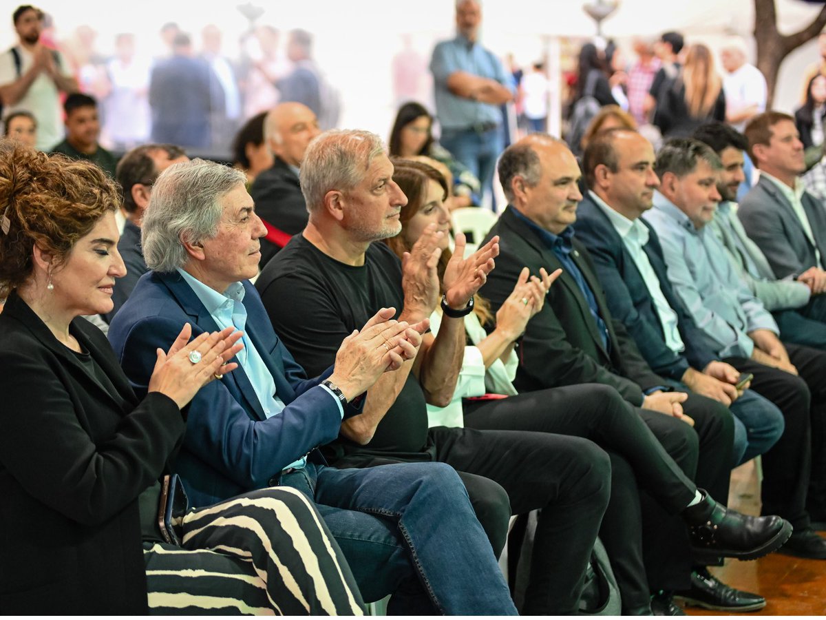 📚 Presentamos "Córdoba Innovadora" en la Feria del Libro 

⚙️ En este trabajo quisimos dejar reflejado algunas de las iniciativas que impulsamos desde el Ministerio de Ciencia y Tecnología en la gestión 2019-2023.