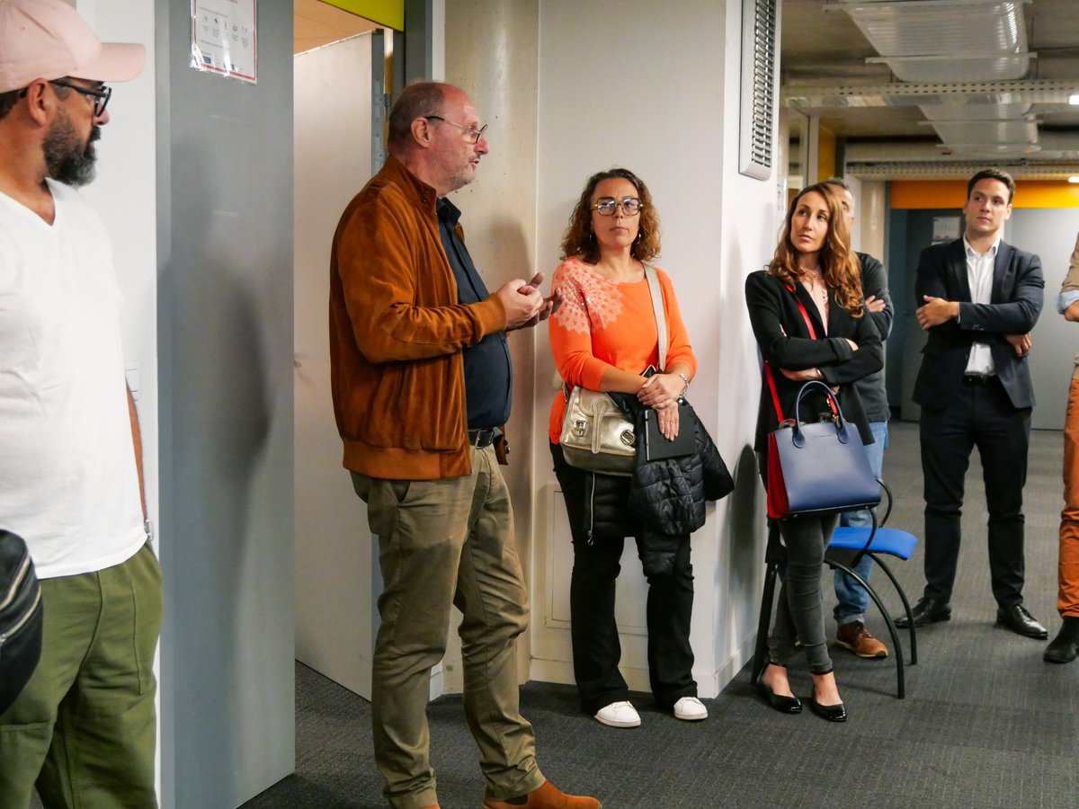 Ce matin, nous avons eu le plaisir de contribuer à une rencontre inédite en partenariat avec l'<a href="/a2peps/">Association A2Peps</a> et <a href="/LIndep_perpi/">L’Indep Perpignan</a> : une visite des locaux suivie d'une discussion sur les coulisses des médias et la façon dont les entreprises peuvent maximiser leur notoriété grâce aux RP.