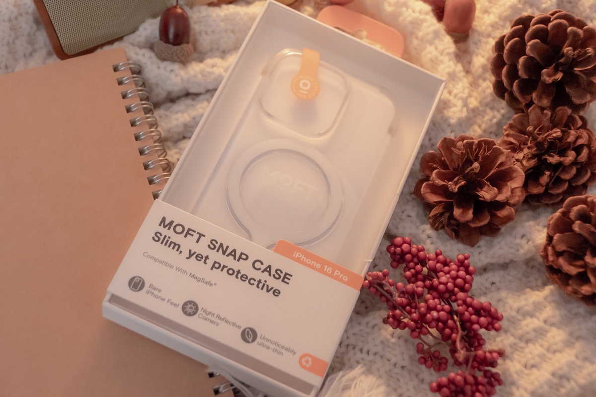 naoyu_301's tweet image. ようやくiPhoneのケース買いました笑

#MOFT の側面ノーガードのスタイリッシュなクリアケース約5,000円

横向きに構えたとき側面の段差がちょうどいい指の引っ掛かりになってめっちゃ持ちやすい…！