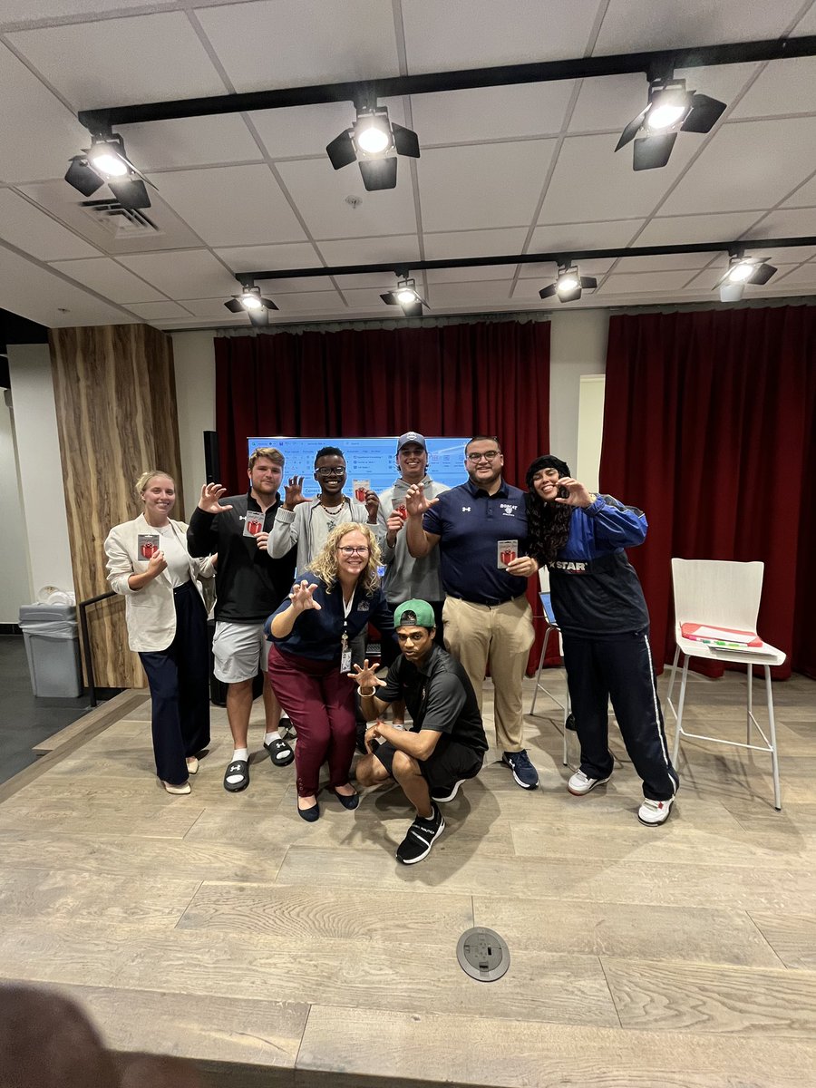 Team Blurrrr for the win! 🔥
We had a great time last night at Sports Jeopardy, and a huge thank you to Naeve Duarte for your donation of $125 gift cards for our winners! 🐾💙