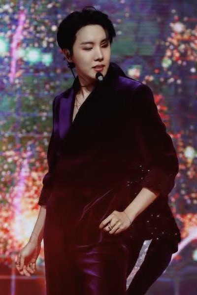 mang12hobi's tweet photo. #JHOPE
#BT21 #MANG
#MANG_BORNTODANCE #BORNTODANCECHALLENGE
๐๐๐๐๐๐บ https://t.co/F05UsUEKYc