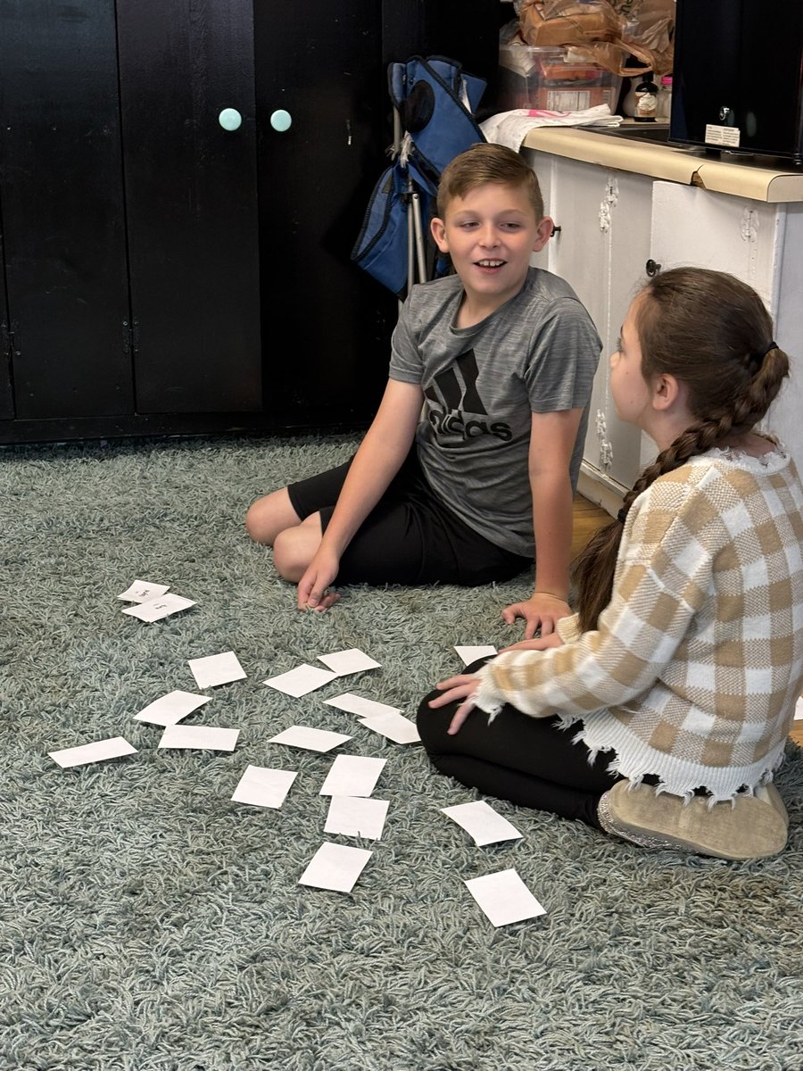 wescullman's tweet photo. Mrs. Grobe’s students are working hard to expand their vocabulary. They are learning Tier 2 and Tier 3 words. Great work today! #growingandlearning #weststory https://t.co/Q7g8EsNQG2