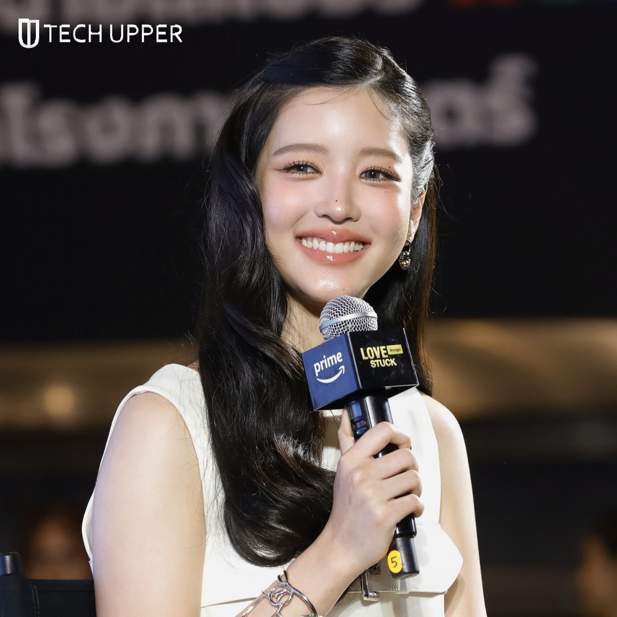 jokermaster619's tweet image. Prime Video จัดงานแถลงข่าวเปิดตัวและฉายรอบปฐมทัศน์ “Love Stuck รักวนลูป” เริ่มชม 17 ต.ค. 67
.
techupper.com/2024/10/15/pri…
.
จูเน่กับใบปอน่ารักจังเลยครับบบ ต้องดูกันแล้วละ^^ (แนะนำให้ไปดูต้นฉบับ #TheMapofTinyPerfectThings ด้วยนะครับ ดีมากเลย)
.
#LoveStuck #รักวนลูป  #PrimeVideoTH