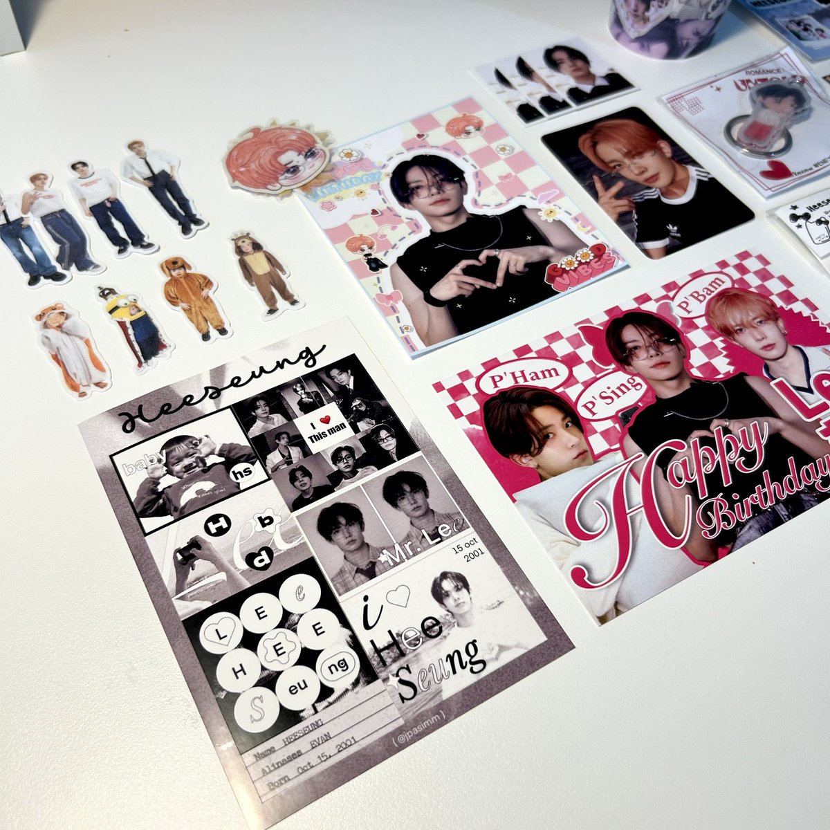 hanuel_baragee's tweet photo. — ย้อนหลัง giveaway นิดหน่อยคับขอบคุณทุกชิ้นมากเลยนะคับน่าร้ากมาก ๆ เลย
#รีวิวให้nanamew #ENFJREVIEW #HappinessJake #norjuexaw #jpasim #sunchocorv #จากแม่น้องแจ้มอ้วง #mxjnsrw #happyheeseungday
ตกหล่นของใครไปท้วงได้นะค้าบ https://t.co/59fzqdkhCm
