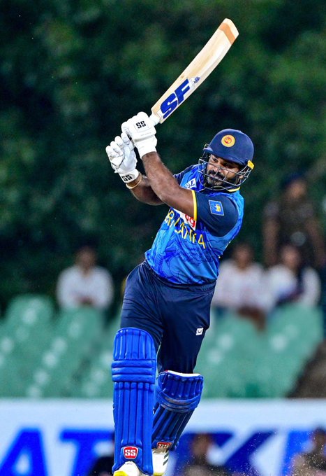 Kusal Perera departs after an aggressive knock! 💥