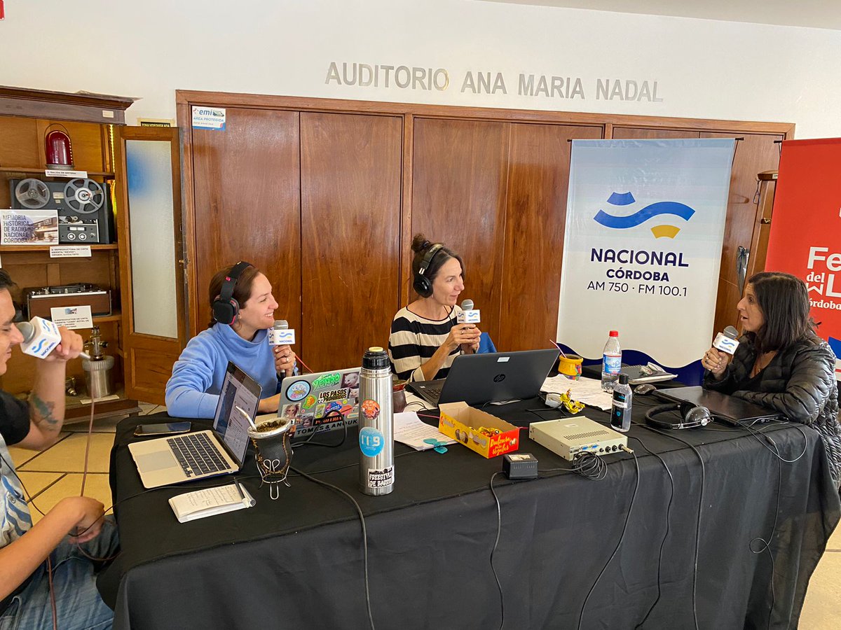 <a href="/MuniCba/">Municipalidad de Córdoba</a> <a href="/CulturaMuni/">Cultura MuniCba</a> <a href="/FrancaChafi/">Franca Chiafitella</a> <a href="/ArzaFacu/">Facundo Arzamendia</a> Transmisión especial por la feria del libro de radio Nacional Córdoba
Nos visita la periodista Fernanda Pérez