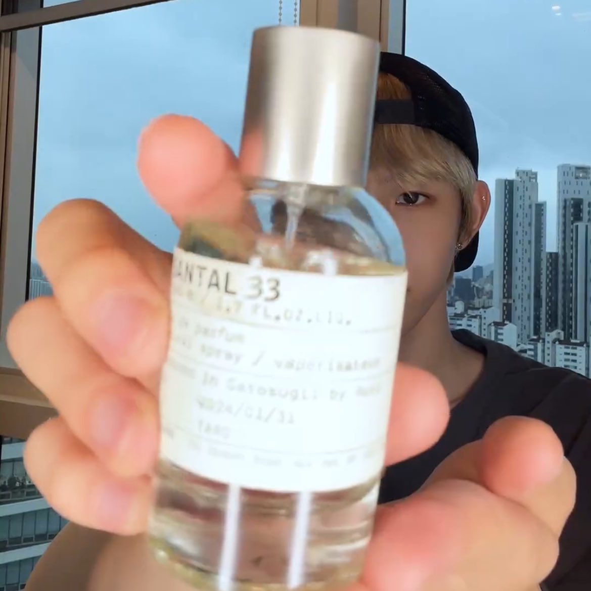 쇼타로 르라보 향수 라벨링 

- 떼누아 29 : 👉타로👈
- 어나더 13 : RIIZE 
- 상탈 33 : TARO