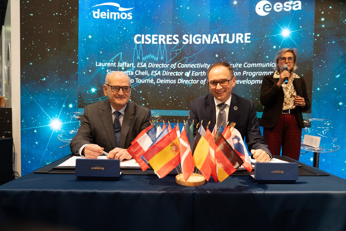 LaurentJaffart's tweet image. Today at #IAC2024, @esatelecoms kickstarted two very important projects for improving Europe&apos;s crisis management under our Civil Security from Space programme.

Ciseres, led by @ElecnorDeimos, will enhance natural disaster detection and response by using on-board satellite image…