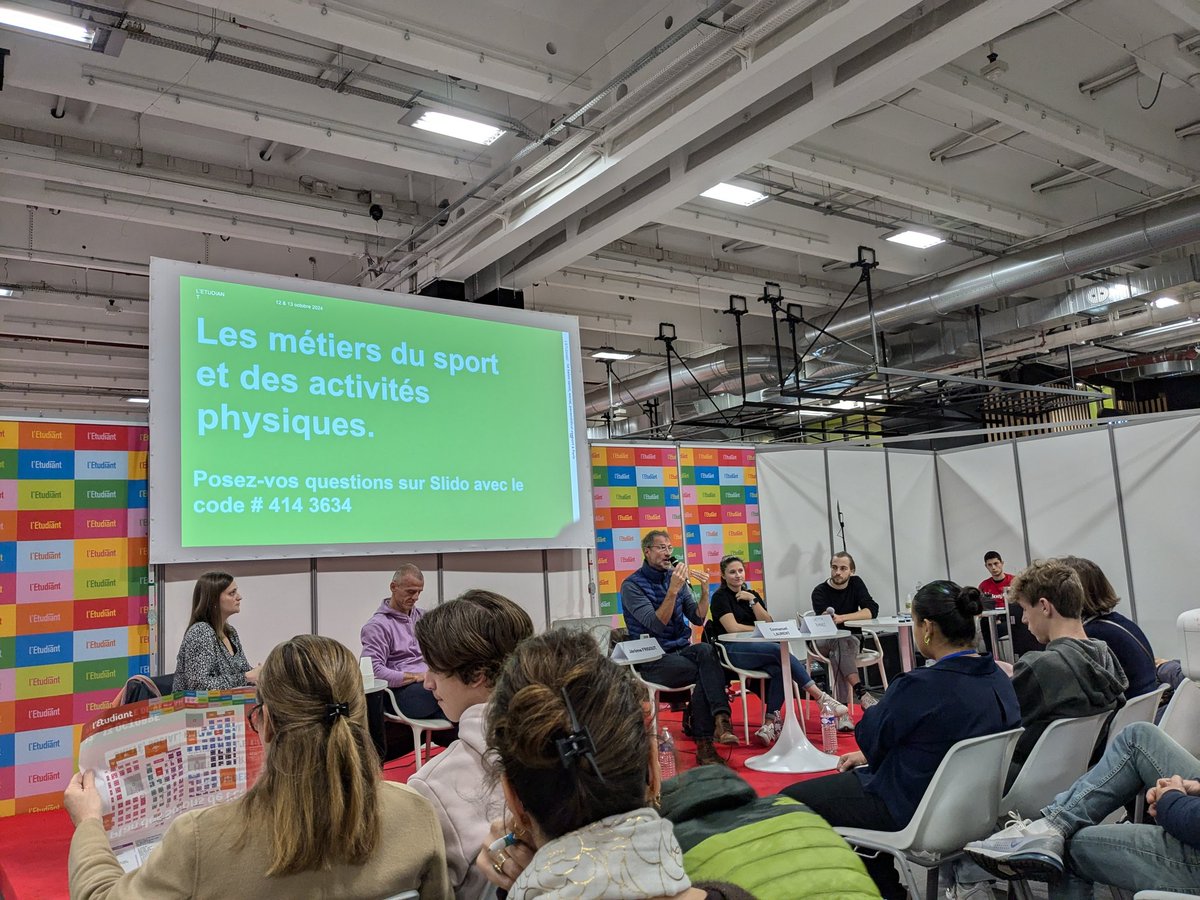 Judith_FNEK's tweet photo. 🟡🔵La FNEK a participé les 12 et 13 octobre, aux tables rondes du Salon santé, du social, du paramédical et du sport à Paris. 🌟 #FNEK #SalonSanté #Éducation https://t.co/MhpkQCThRw