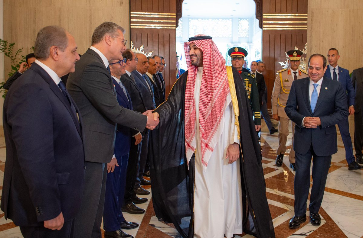 SaudiNews50's tweet photo. صور..

ولي العهد في قصر الاتحادية بالقاهرة.

#ولي_العهد_في_مصر 

- https://t.co/0DefzdXxP3