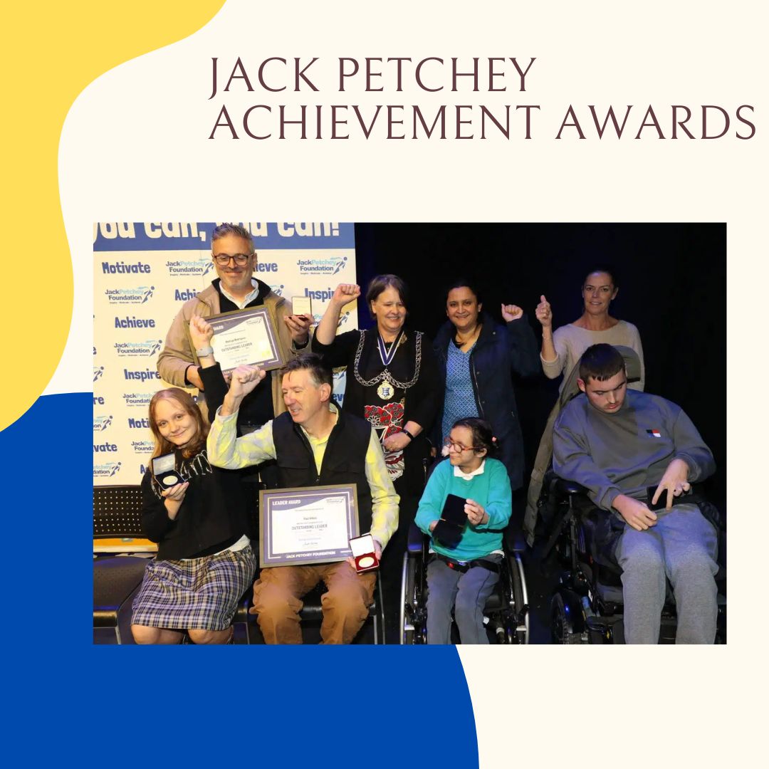 On Monday October 14th, we were exceptionally proud to attend the Jack Petchey Kingston achievement award event at the Rose Theatre, with the Mayor of Kingston in attendance. Three of our pupils and two staff members were recognised for their outstanding achievements! Well done!
