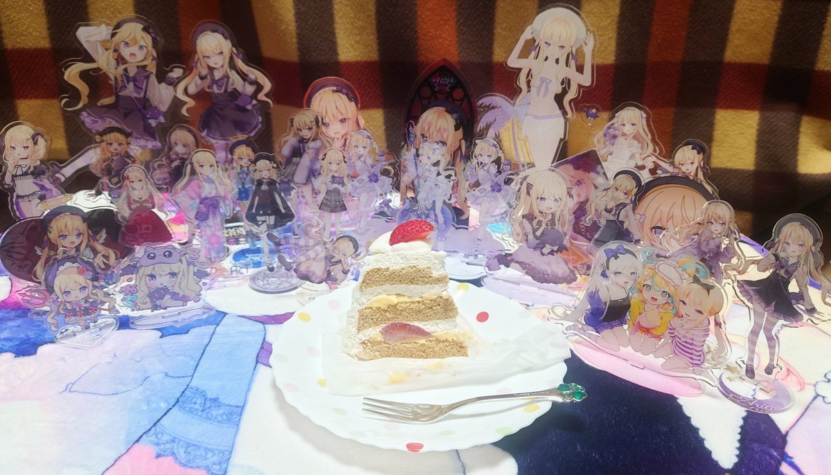 moon_princess38's tweet photo. #月紫アリア

アリアちゃんお誕生日おめでとーー！！
毎日可愛いし、歌もダンスもどんどん上達していってるし アリアちゃんがアイドルしてるのを見るのがなによりも大好き！💜
今年も素敵なお誕生日にしてね
今年はショートケーキ似合いすぎる新衣装に合わせてショートケーキにしたよ🍰 https://t.co/7vBBTfFK3a