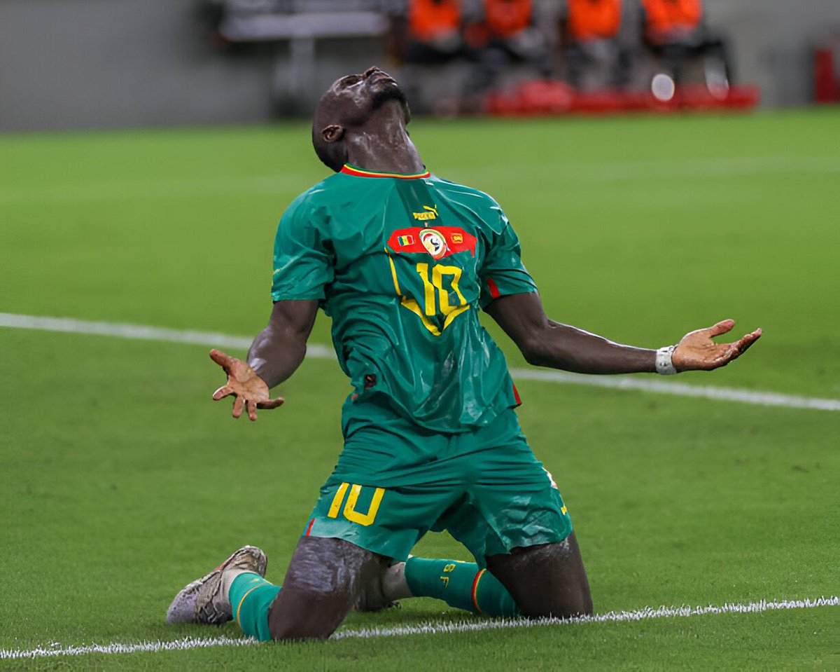 Galsenfootsn's tweet photo. Maaaaneeereeeeeeee délivre le Sénégal 🔥🔥🔥🔥🔥
Malawi 0-1 Sénégal
#MWISEN #AFCON2025Q #CAN2025Q https://t.co/Qx2T0Nbs0q