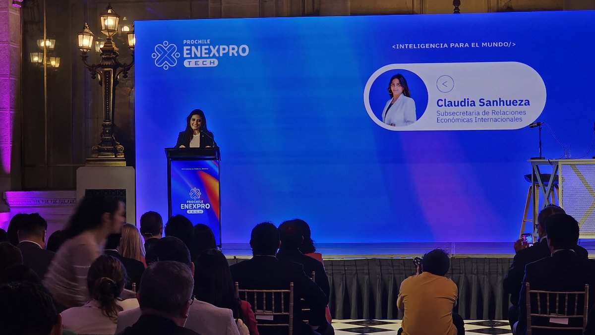 ProChile's tweet photo. Nuestro dir. general, Ignacio Fernández, junto a la @min_ciencia, @AisenEtcheverry y la @subrei_chile, @clausanhueza participan en la inauguración de #Enexpro #Tech, evento que busca promover la exportación de servicios de alto valor agregado: FinTech, Edtech, Agrotech y TICs https://t.co/9e9skeNpAS