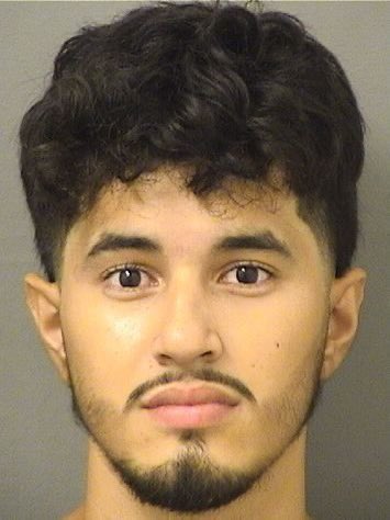 EndWokeness's tweet image. BREAKING: 3 Honduran illegals arrested in Florida for moIesting a 12 year old girI

All 3 were let in under Biden-Harris