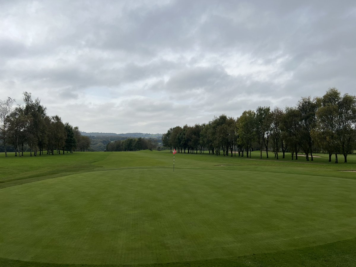 Good to get the greens cut and sprayed this morning before tomorrow’s rain. All fairways cut too 🙌🏼