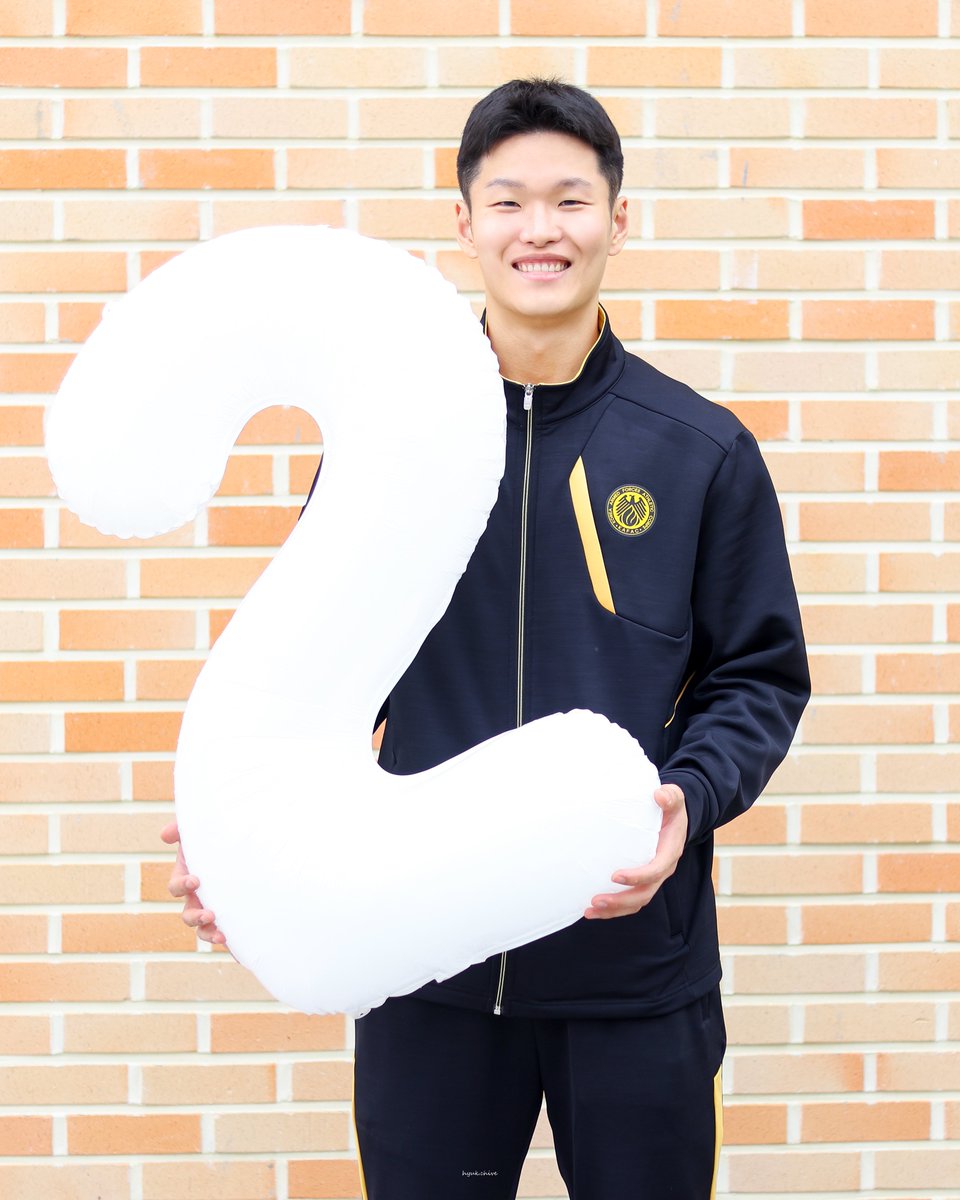 _go_pic's tweet image. 동혁아 데뷔 2주년 축하해!!!!!!!!
이번 시즌도 잘 부탁해 그리고 건강하자 🫡

#국군체육부대 #서울삼성썬더스 #신동혁