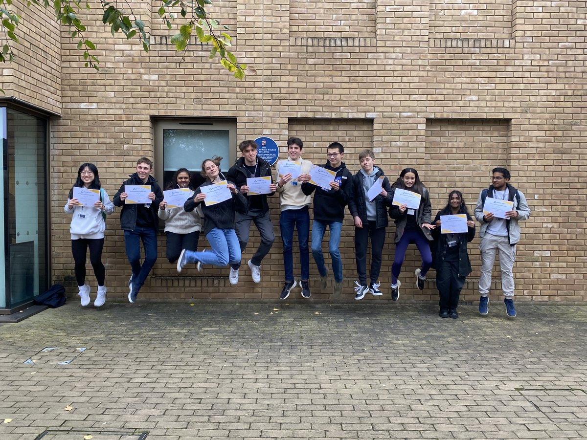 kedst's tweet image. 🎉 Senior Maths Challenge Flex! 

111 students took part, and the results? Next level! 

🏅 42 Bronze
🥈 34 Silver
🥇 19 Gold

Special shoutout to one superstar who completely nailed it with a full marks score! 💯🔥

They crushed it. 📸✨

#MathletesSlay #MathsChallenge #KEDST