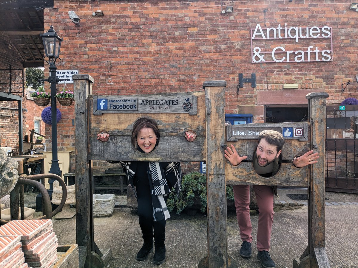 HAPPY HALLOWEEN Roadtrippers! 👹👻🧙‍♀️🧛🎃
Nothing more haunted than an antiques shop!