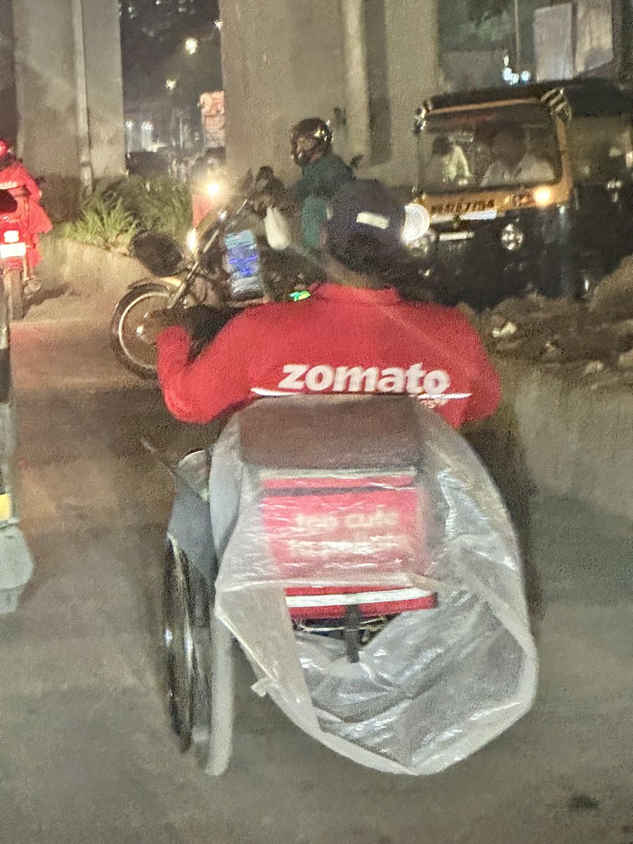 riteshtweets's tweet photo. This the undying spirit of #Mumbai.  On a busy day in the hush rush of the streets of Mumbai, there goes the Sunshine of Mankind, delivering food on wheels…@zomato delivering happiness too… https://t.co/q3SEDpc4Xi