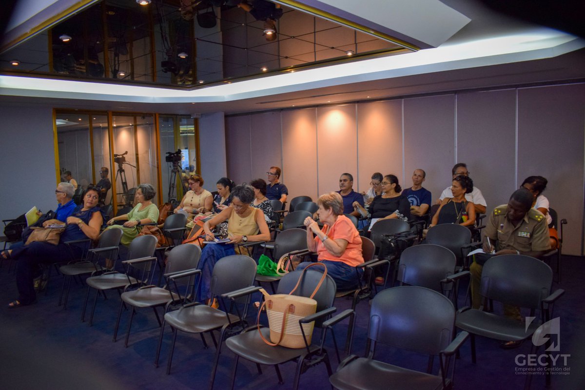 gecytcu's tweet image. Estamos encantados de reanudar las sesiones del #DiplomadoFyCJefesPCTI con el módulo de Evaluación de Proyectos #CTI, impartido por la Ms.C. Yunieck Álvarez Sago, especialista en CTI del #CITMA.

#GECYT #InnoMAX #CitmaCuba