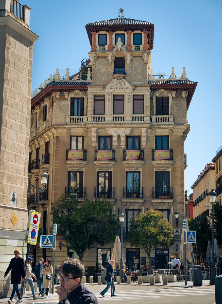 faroukrm's tweet photo. Moments of Madrid 

#madrid #europe #spain #architecture #architecturelovers #city #cityphotography #citylife #urban #urbanpgotography #travelphotography #travel https://t.co/VHXCWlCN63