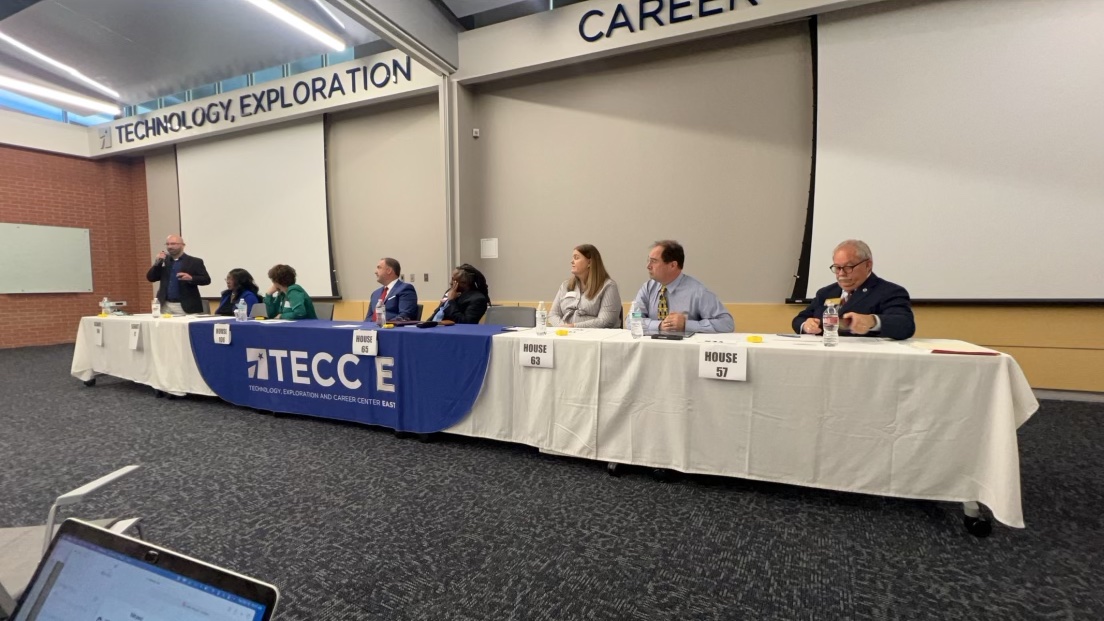 Thank you to state-representative and state-senate candidates for participating in our 2024 Candidate Forum. It was enlightening to hear their opinions on crucial public-school issues. Thank you to Texas PTA VP Advocacy Rachel Abell, our moderator.  #LISDvotes #PTAvotes