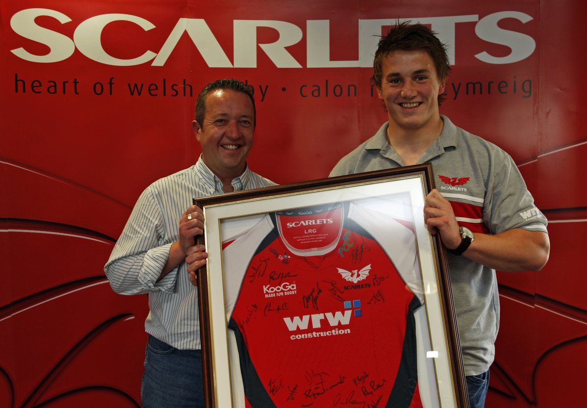 Great player.  Great bloke.  Hell of a career. 

All the best Foxy.