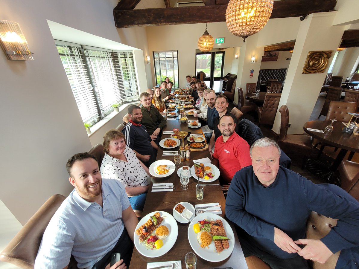 The Labosport UK team took a well-deserved break to celebrate the end of a productive summer! We held a team outing at a local restaurant, recharged, and even mixed in some training to prepare for the months ahead.