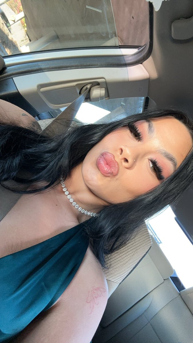 Goddesssjaz's tweet photo. Drain your wallet on a goddess like me! 

Paypig findom drain walletdrain bankroll femdom walletslave femsub cashcow sissy https://t.co/0Zev1VDlpG