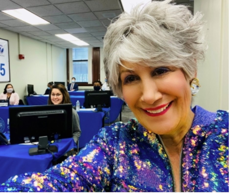 Treasurer Maria Pappas and ABC7 to help homeowners seek refunds during Oct. 17 phone bank.
Taxpayers may call (312) 603-5105 between 11 a.m. and 4:30 p.m. Thursday, Oct. 17 at the Cook County Treasurer’s Office. Phone bank representatives will help taxpayers search for potential