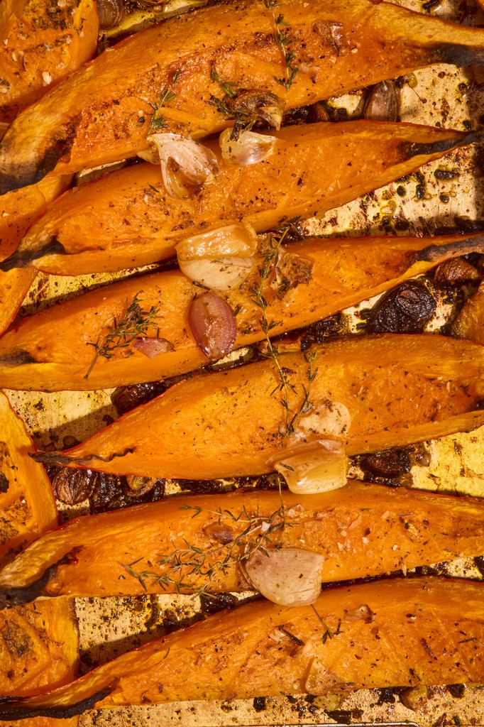 shalini_aro's tweet image. Knee deep in Fall but havent had a minute to do shoot something for myself. So when I saw Kimberly's mail I was excited that I will get around to shooting something fun
Day 1: Harvest Festival

 #EatCaptureShare AND #ECScosyseason #foodphotography #fallphotos #foodstyling