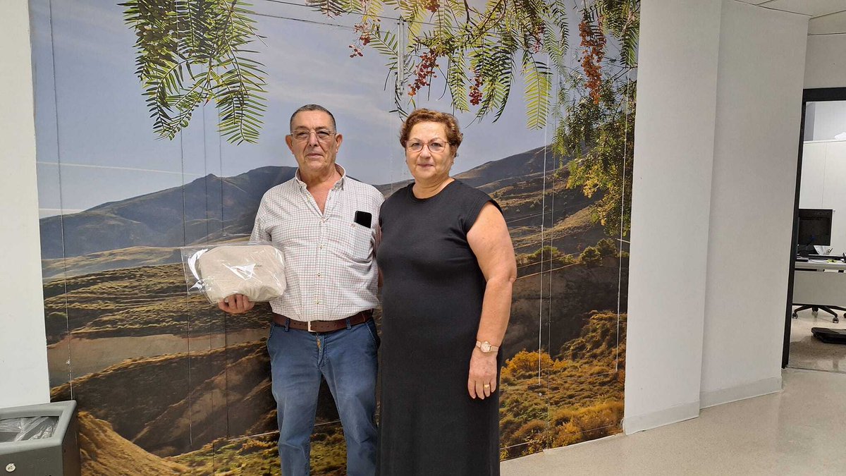 🫧 Hemos hecho entrega del neceser con productos de higiene y cuidado de la piel para tratamientos oncológicos en hombres que realizamos junto a la
<a href="/fundacionstanpa/">Fundación Stanpa</a>.  

📷 Os recordamos que tendremos un taller para mujeres el día 16 de este mes de octubre.