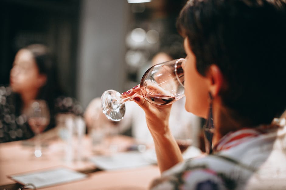 Just a few seats left for a Guild tasting led by Jenna Portelance of Pearl-Morissette. Learn about their distinctive wine making. Taste verticals of their top Chardonnay (Cuvee Dix-Neuvieme), Cabernet Franc (Cuvee Madeline) &amp; more. Register here: ow.ly/QcaE50TFQko
Read less