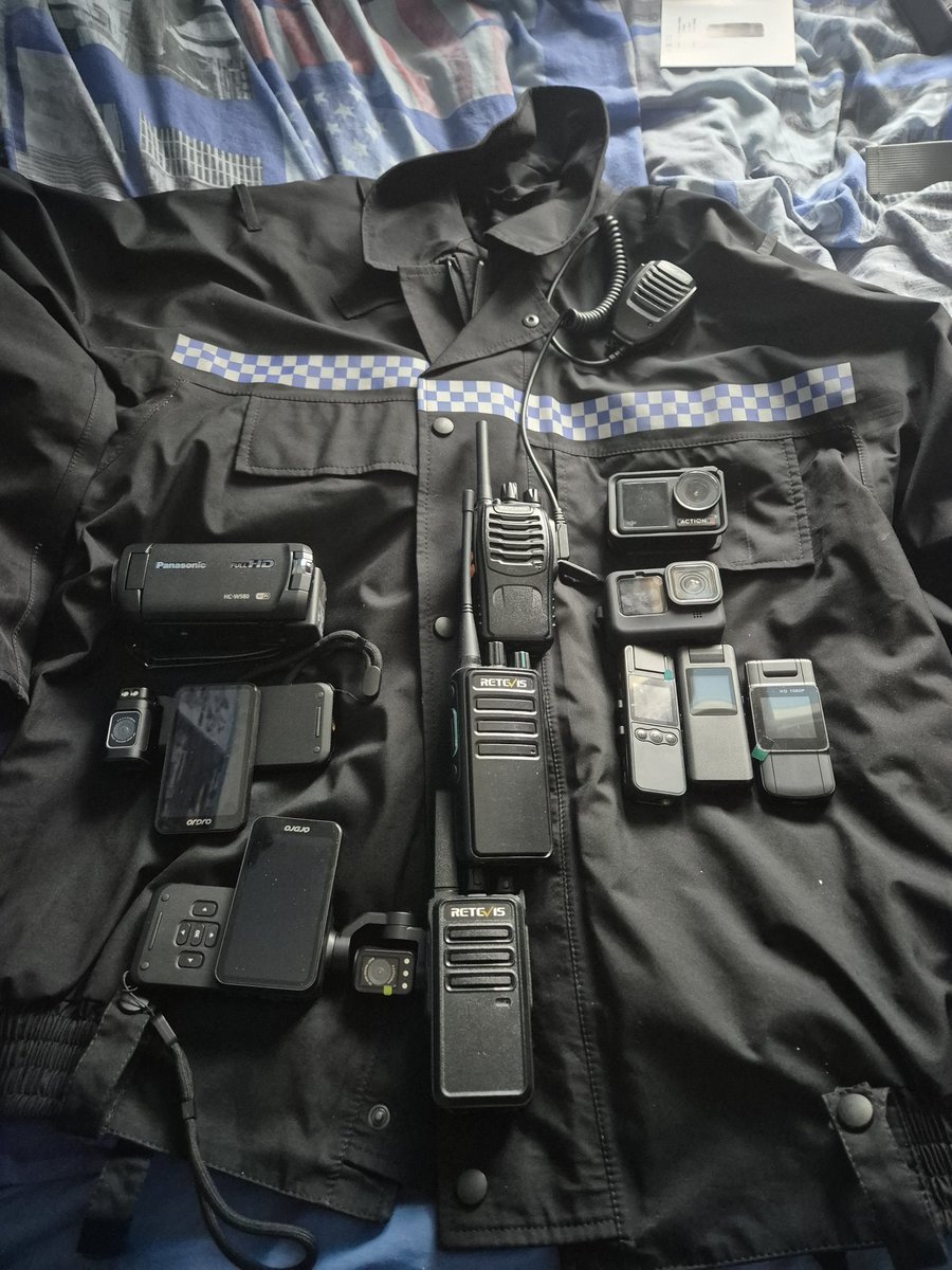 WatchOutAudits's tweet image. My Equipment What I Use For Auditing And An Ex Police Jacket