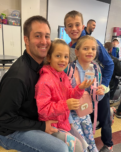 BristolFRC's tweet photo. Thank you to our new and returning West Bristol School Watch D.O.G.S. (Dads of Great Students) for joining us on Friday for the Dads and Donuts kick-off event! @westbristolK8 https://t.co/jtqy4178WO