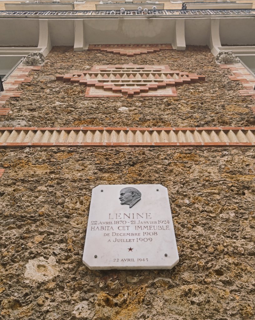 axdg123's tweet photo. LENIN IN PARIS https://t.co/nzuRZew7Qv