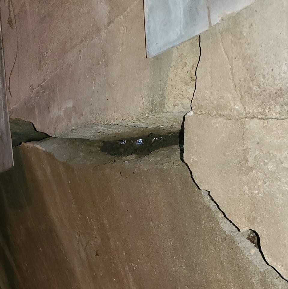 pyramid_Frepair's tweet image. Lasting repairs for lasting beauty. Our concrete crack repair services ensure your surfaces are seamless and strong. Make an appointment. #ConcreteCrackRepair #KansasCityMO 
foundationserviceskansascity.com