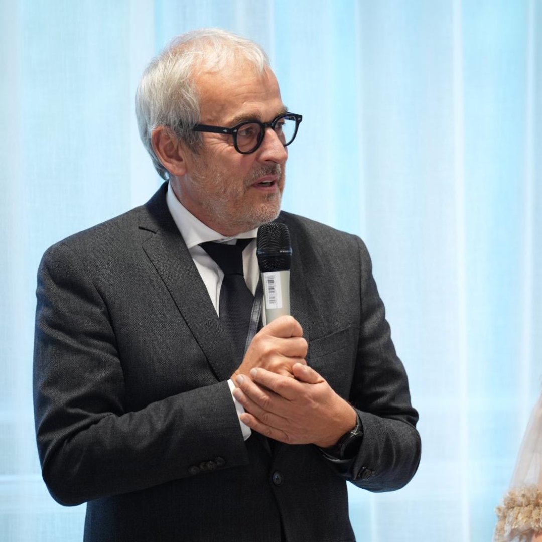 the_IRU's tweet photo. “We believe in cutting red tape! We need to ease and harmonies procedures in the EU.”
– @Europarl_EN Vice-President @robertszile
#IRUManifesto #DriveEUForward https://t.co/P3IsWQtJ5n