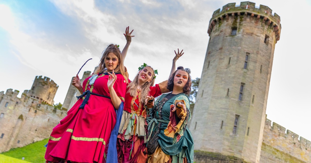 Halloween at Warwick Castle starts in 11 days! 🎃🍁🪄

What’s on?
🪄Witches of Warwick Live
🎃 Interactive family shows at the Dead Centre Stage
👻 Themed Mazes and attractions
✨ Spooky Schools
And more….

🎟️  warwick-castle.com/explore-1/even…