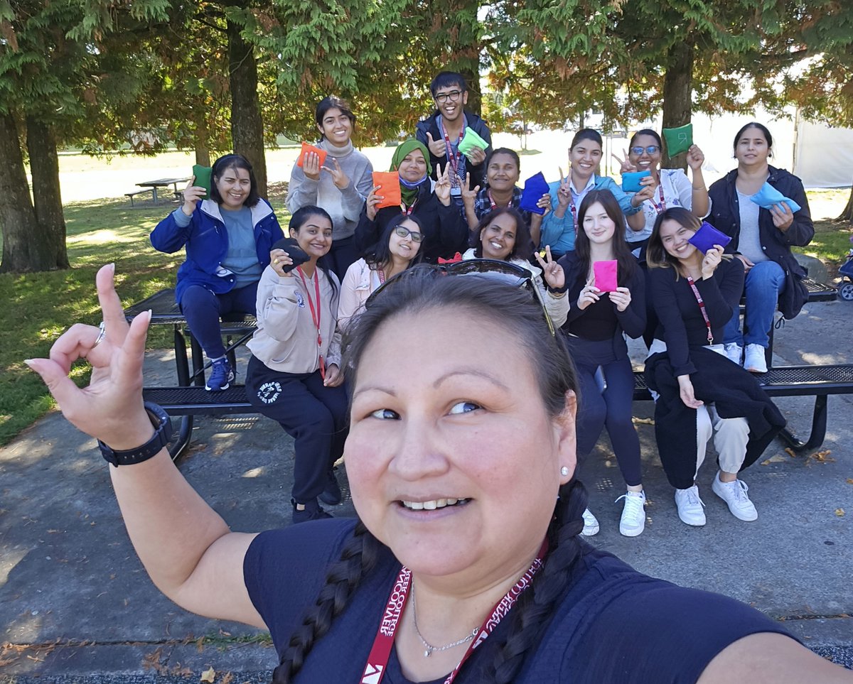 VCareerCollege's tweet image. Outdoor learning is key for young minds 🌱

Our ECEs at our Surrey campus are dedicated to providing enriching outdoor learning experiences for their future students.

Click here to learn more bout our #ECEprogram: 
bit.ly/4fkNw0P

#childhoodeducation #earlyeducator