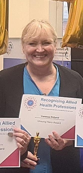 Dee Bousfield (@dee_dietasph) on Twitter photo Congratulations to our stroke dietitian Vanessa winning the unsung hero award on AHP day, a truly kind and caring person who always goes out of her way for patients and colleagues 👏👏<a href="/ASPHstrokerehab/">Phoenix Stroke & Neuro Rehabilitation Team</a> <a href="/KathyAndersonPT/">KathyAnderson</a> <a href="/NicolaWilksSLT/">Nicola Wilks</a> Congratulations to our stroke dietitian Vanessa winning the unsung hero award on AHP day, a truly kind and caring person who always goes out of her way for patients and colleagues 👏👏<a href="/ASPHstrokerehab/">Phoenix Stroke & Neuro Rehabilitation Team</a> <a href="/KathyAndersonPT/">KathyAnderson</a> <a href="/NicolaWilksSLT/">Nicola Wilks</a>