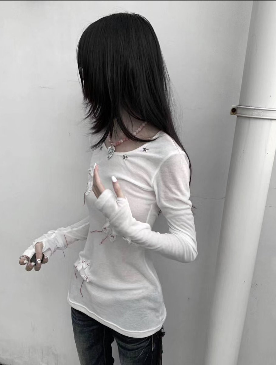 thinspoflix tweet media