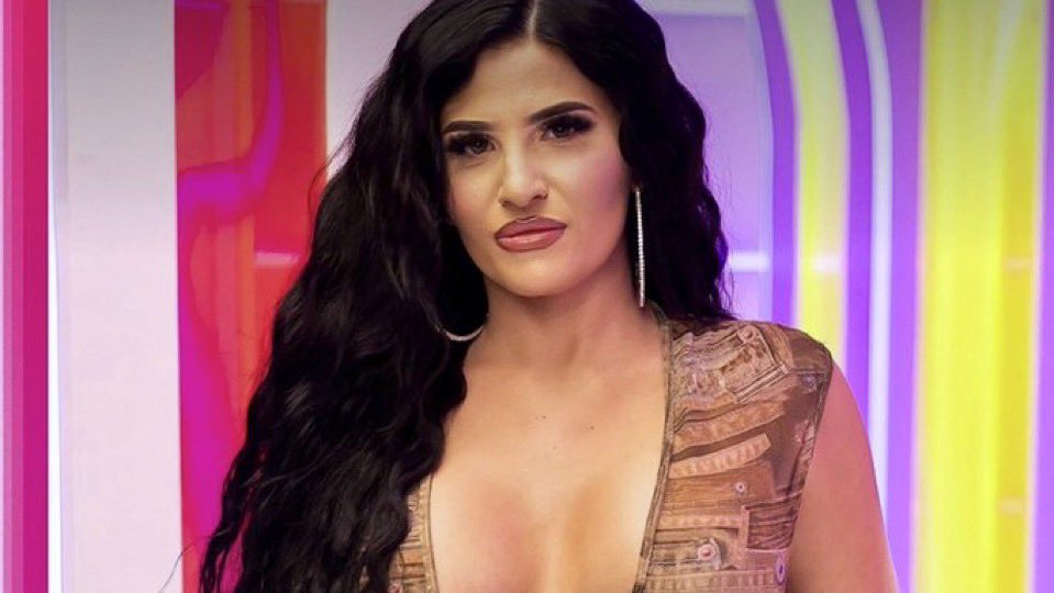 Hannah from Love island s6 being r@cist is no surprise to me. Look at her….. i can finally admit i never cared for her 😁