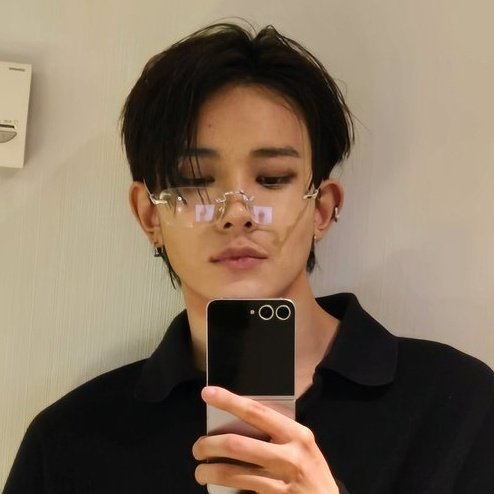 HEESEUNG. tweet media